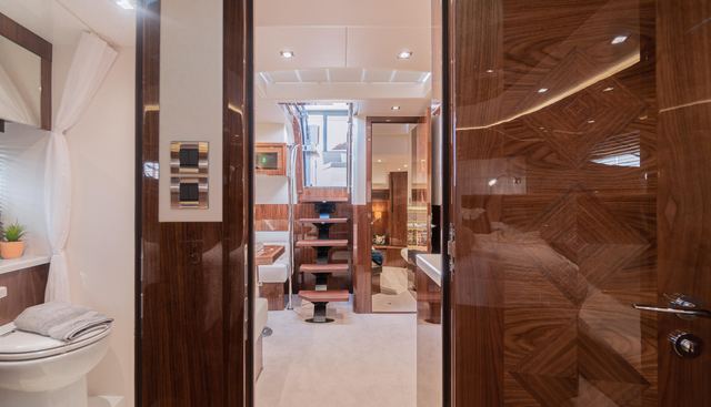 Lady C yacht for sale 25