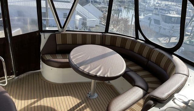 PISCO SOUR yacht for sale 33