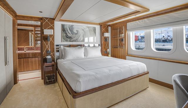 ATLANTIS yacht for sale 19
