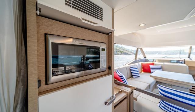 V & A yacht for sale 18