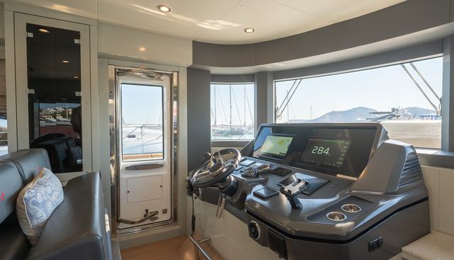 noname yacht for sale 22