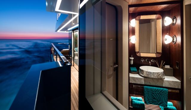 KING BENJI yacht for sale 20