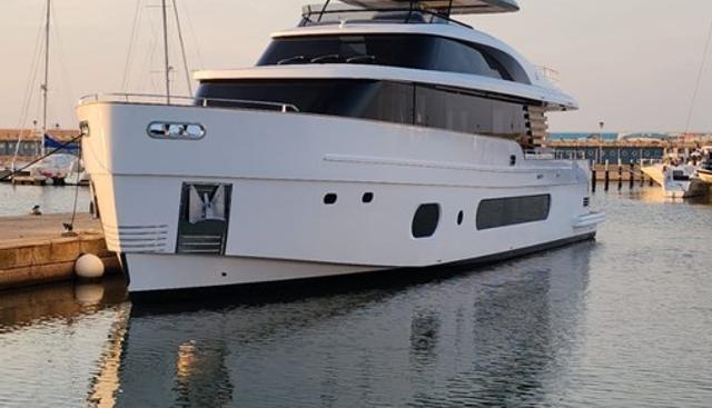 BAYU yacht for sale 23