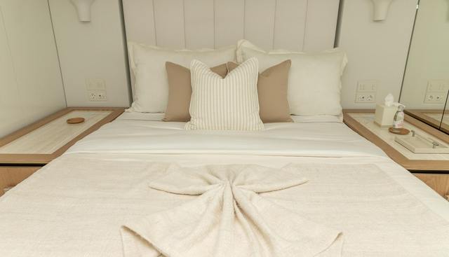 FAT CAT yacht for sale 14