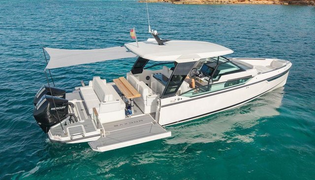 Sunnydaze yacht for sale 9