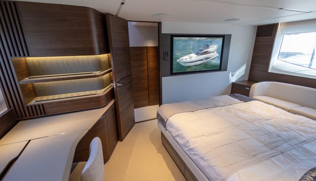 Negotiator 1 yacht for sale 25