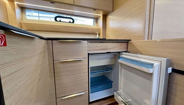 noname yacht for sale 44