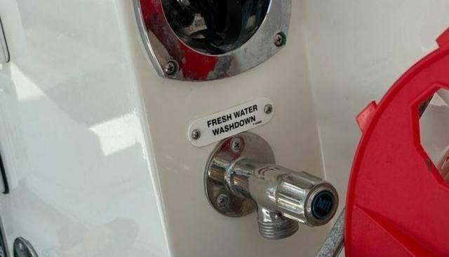 MJM Grand yacht for sale 34