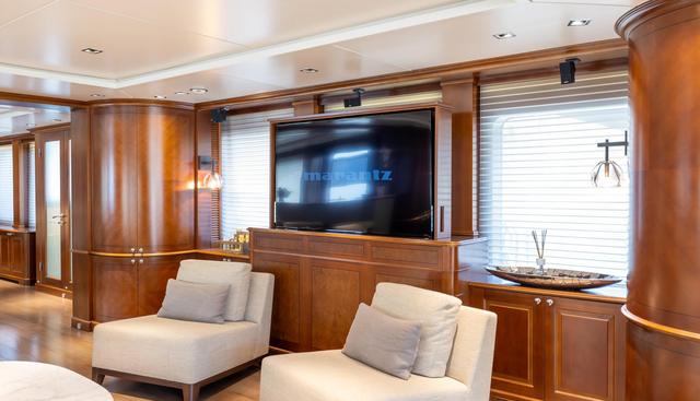BENETTI CLASSIC yacht for sale 33