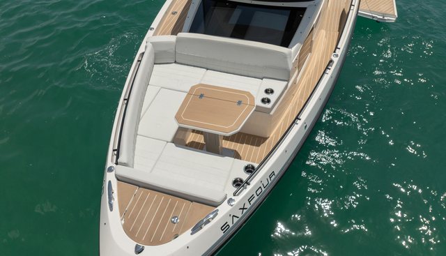 340GTWA-179 yacht for sale 14