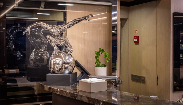 BACK 9 AND A HALF yacht for sale 12