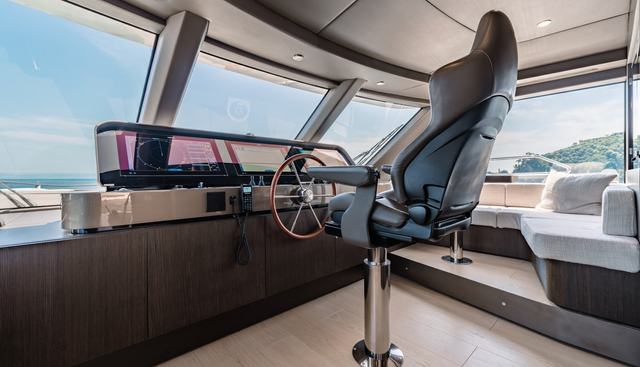 ARIA yacht for sale 14