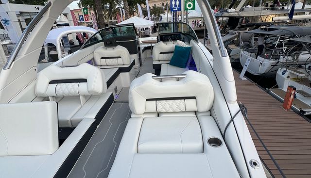 Regal LS6 yacht for sale 14