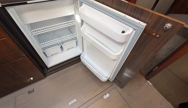 noname yacht for sale 35