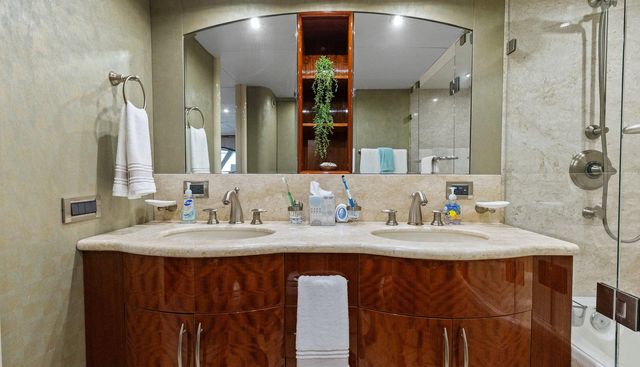 Noname yacht for sale 48