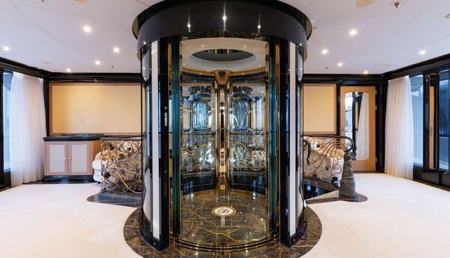 I DYNASTY yacht for sale 20