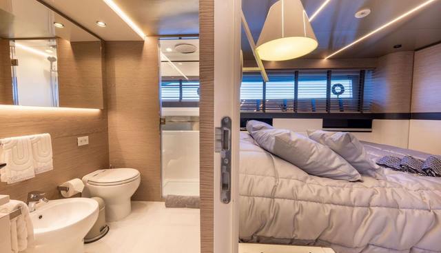 Uilia yacht for sale 24