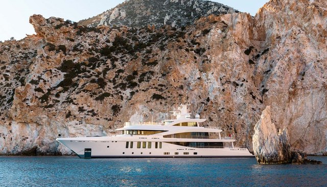 STELLA MI yacht for sale 9