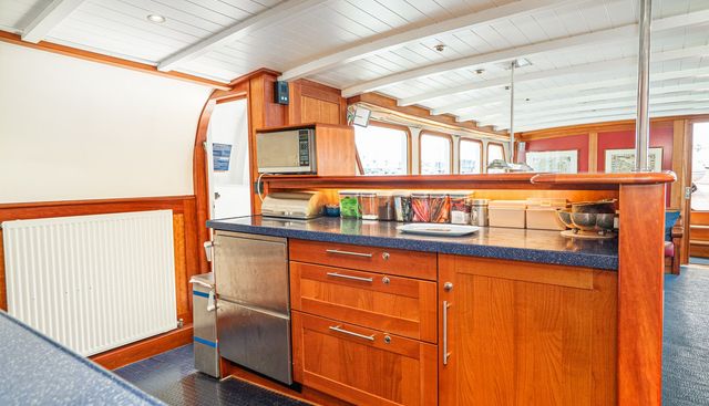 VARNEBANK yacht for sale 13