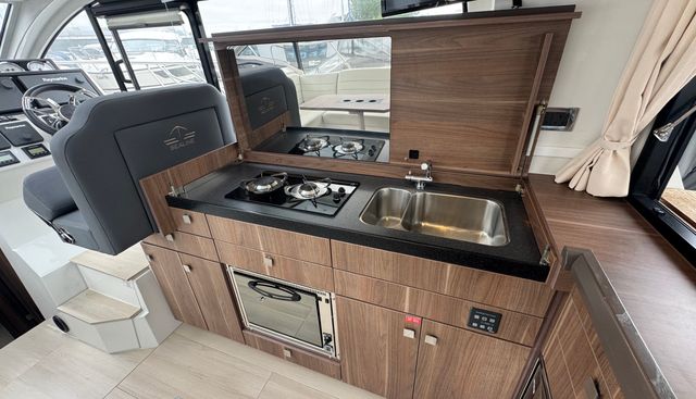 Lelia yacht for sale 9