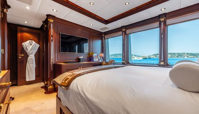 Lady Maxine yacht for sale 34