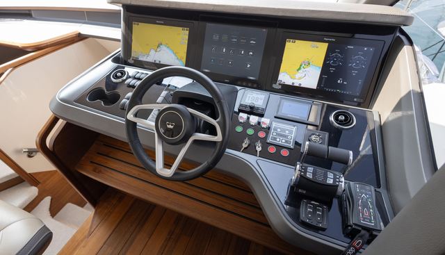 Maxi yacht for sale 23