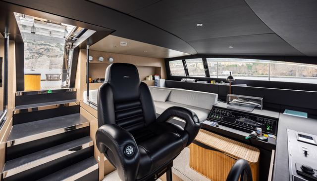 STILE DI VITA yacht for sale 35
