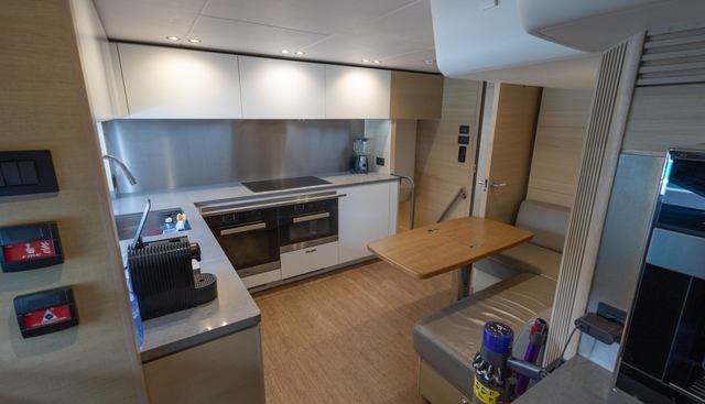 Metaquotes yacht for sale 43