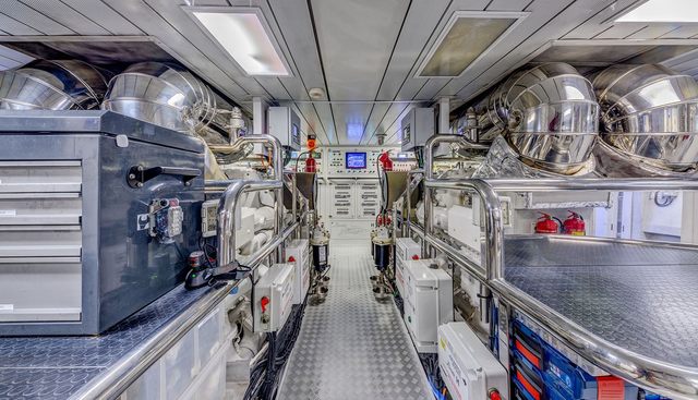 H yacht for sale 38
