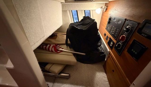 JUNI yacht for sale 24