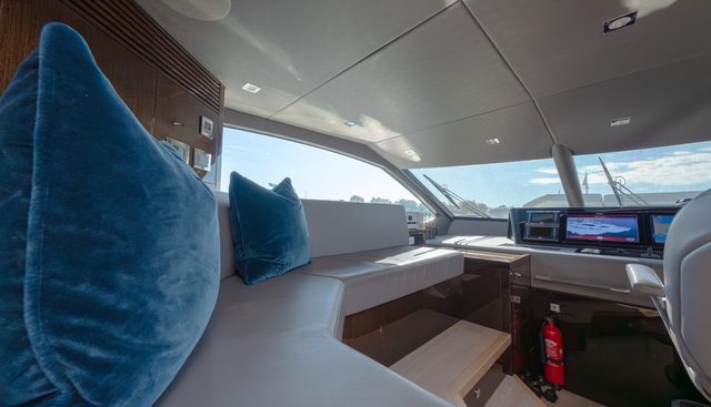 REUNION yacht for sale 23