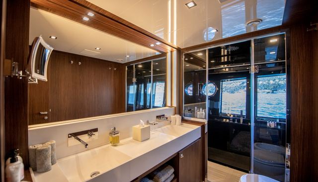 Wildone yacht for sale 15