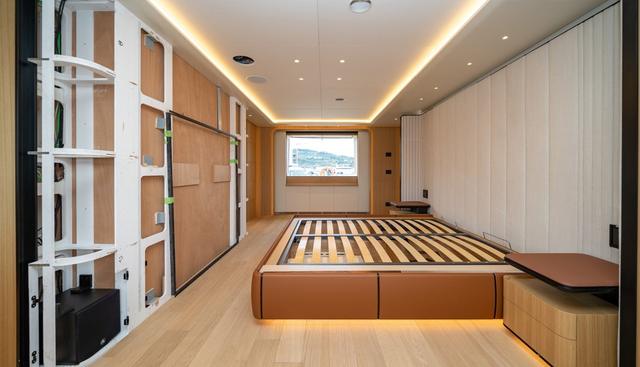 PRESENCE yacht for sale 22