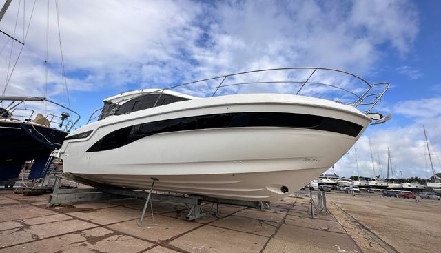 SR41 CANARY ISLANDS yacht for sale 5