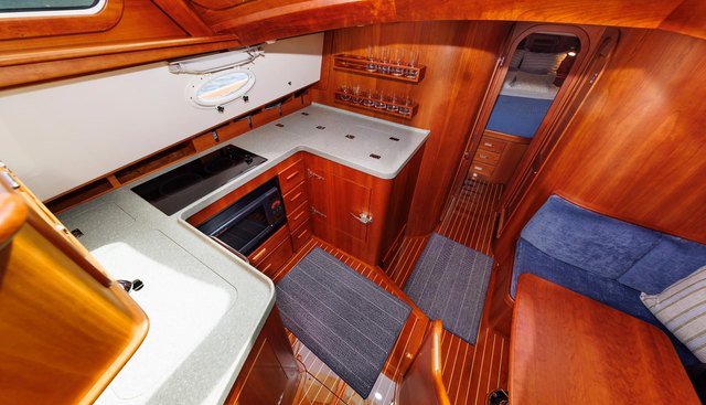 Ruckus yacht for sale 27