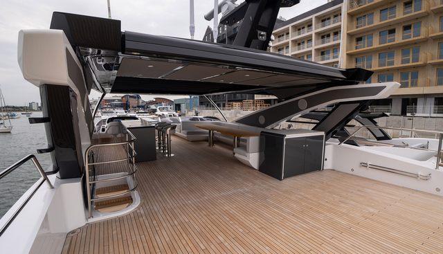 9362590 yacht for sale 8