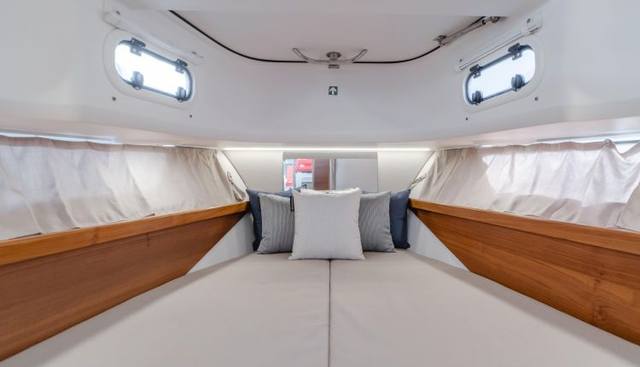 Intrepid yacht for sale 28