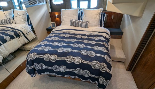 Casa Amigos yacht for sale 40