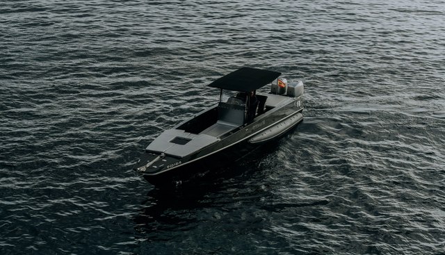 F11 yacht for sale 23