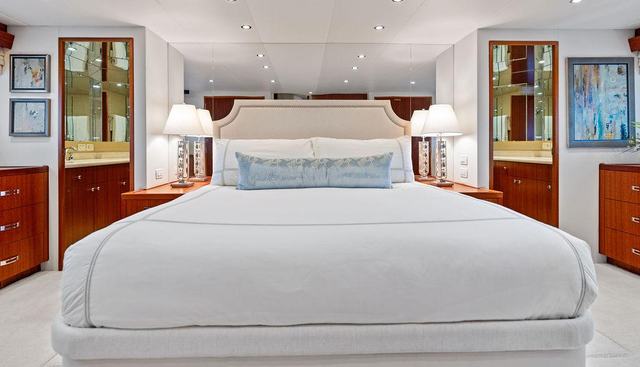 GRIFFIN yacht for sale 17