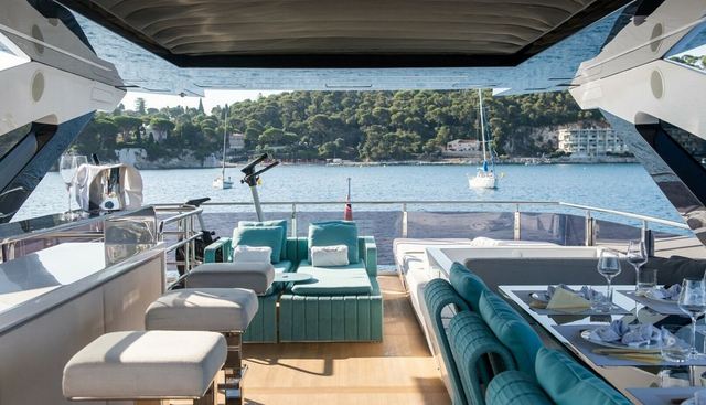 7 SECONDS yacht for sale 27