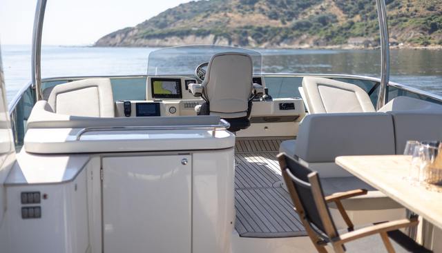 Quay to Happiness yacht for sale 17