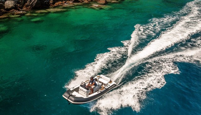 ARIA yacht for sale 34