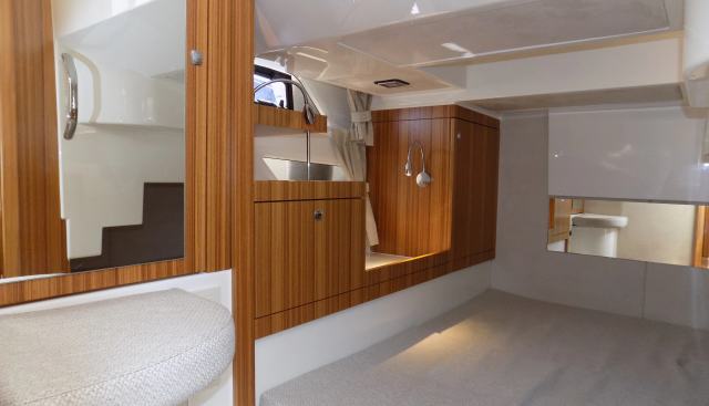 PEGGY G yacht for sale 38