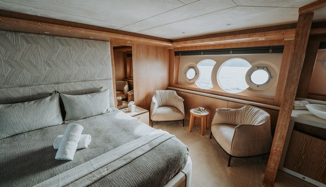 VENUS yacht for sale 14