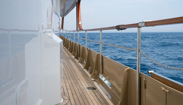 BLACK PEPPER yacht for sale 9