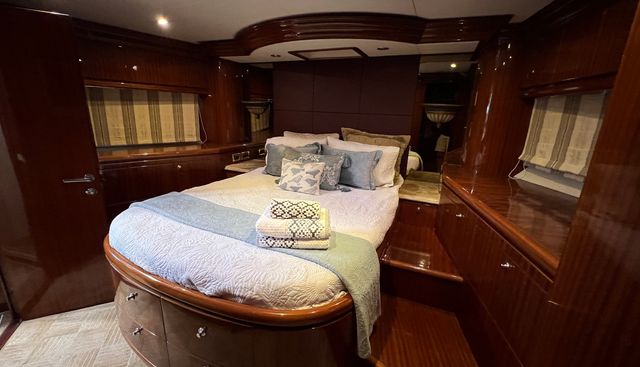 Missy B II yacht for sale 23