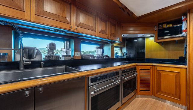 Kajak yacht for sale 42