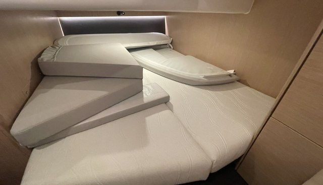 Vortex yacht for sale 17