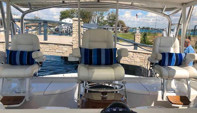 Fuzzy III yacht for sale 23